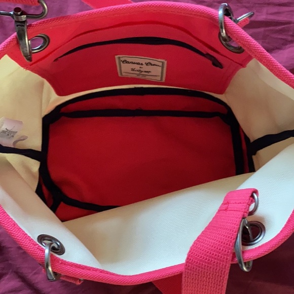 Pink Thirty One Canvas Crew tote bag. Great for the beach! - Picture 9 of 9